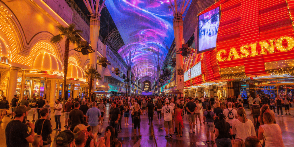 Guía completa de Fremont Street en Las Vegas para turistas
