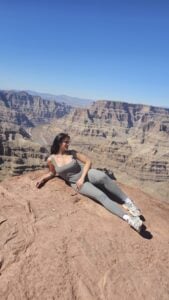 Gala Montes con Las Vegas en tu Idioma